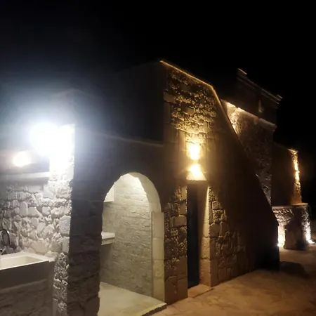 Brachychiton Holiday home