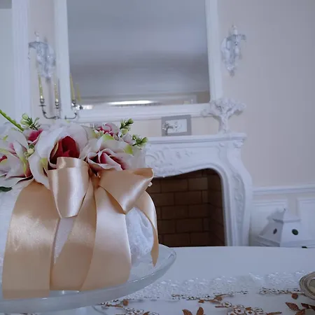 Brachychiton Holiday home *