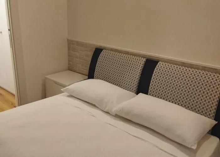 Brachychiton Casa vacanze